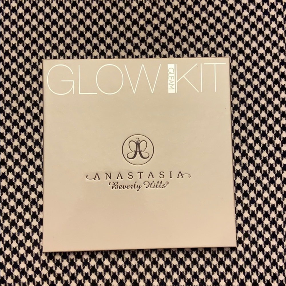 Anastasia Glow Kit